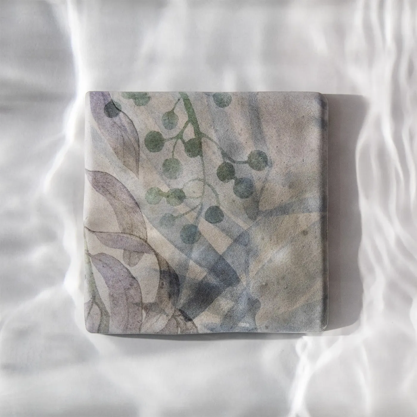 Atoll, photo 3 (Installed · Grey)