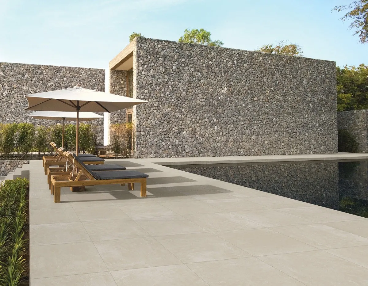 Cross Country Pavers, photo 2 (Installed · Brentwood Beige)