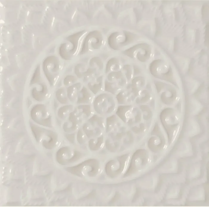 Medallion relief deco, 5.8 x 5.8 in in Almond