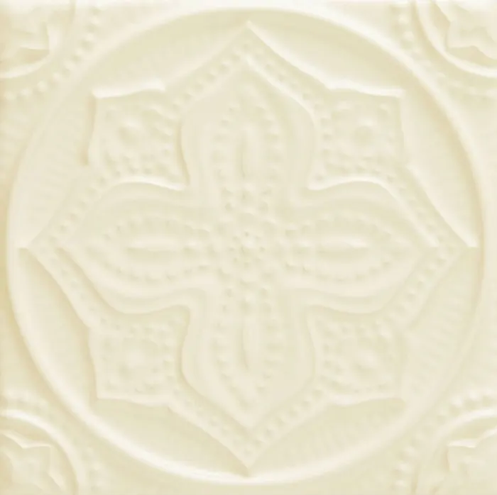 Quatrefoil relief deco, 5.8 x 5.8 in in Bamboo