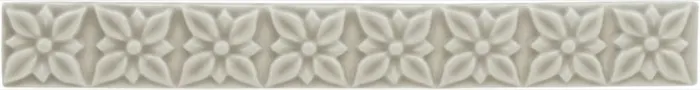Lace relief liner, 1 x 7.8 in in Graystone