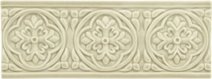 Rosette relief border, 2.8 x 7.8 in in Silver Sands