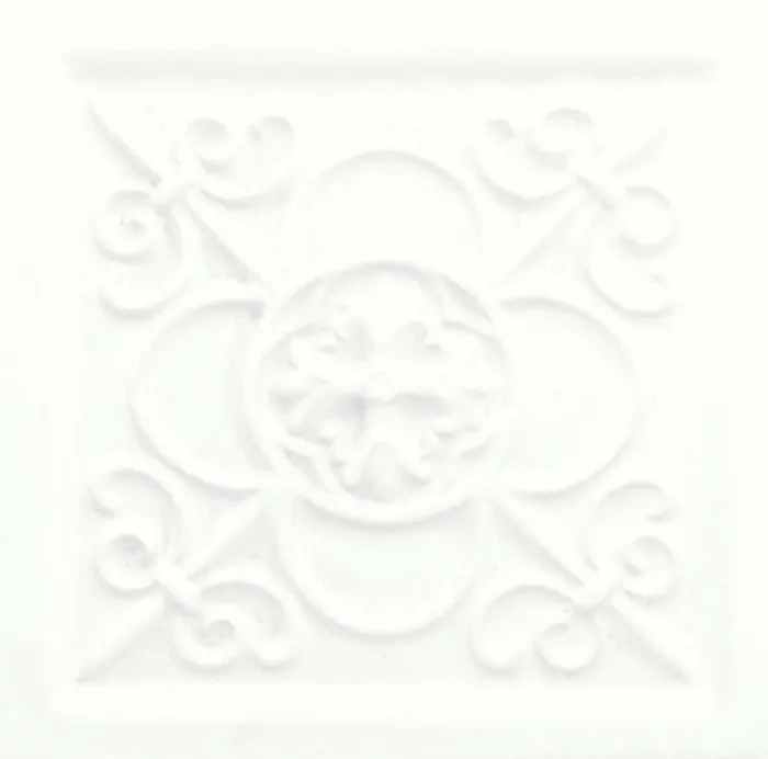 Fleur relief deco, 5.8 x 5.8 in in Snow Cap