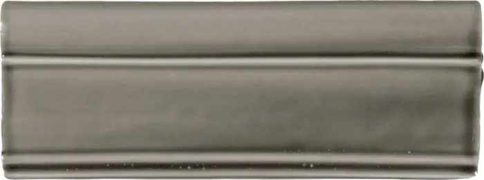 Rail molding, 2.8 x 7.8 in in Timberline