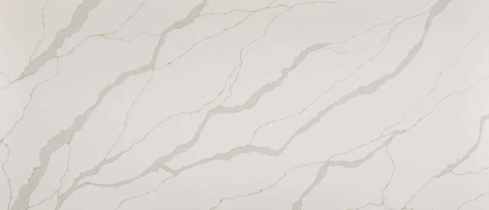 Calacatta Ischia quartz slab