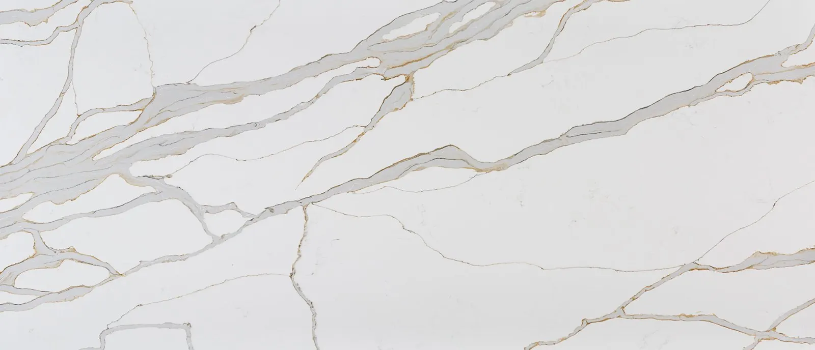 Calacatta Salina quartz slab