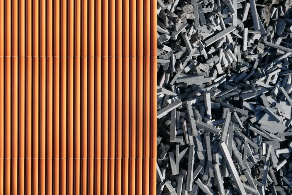 Fluted tile in glazed lava stone