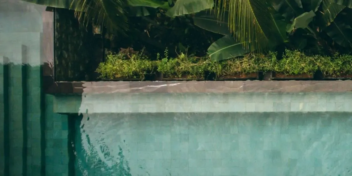 Pool surround in glazed lava stone